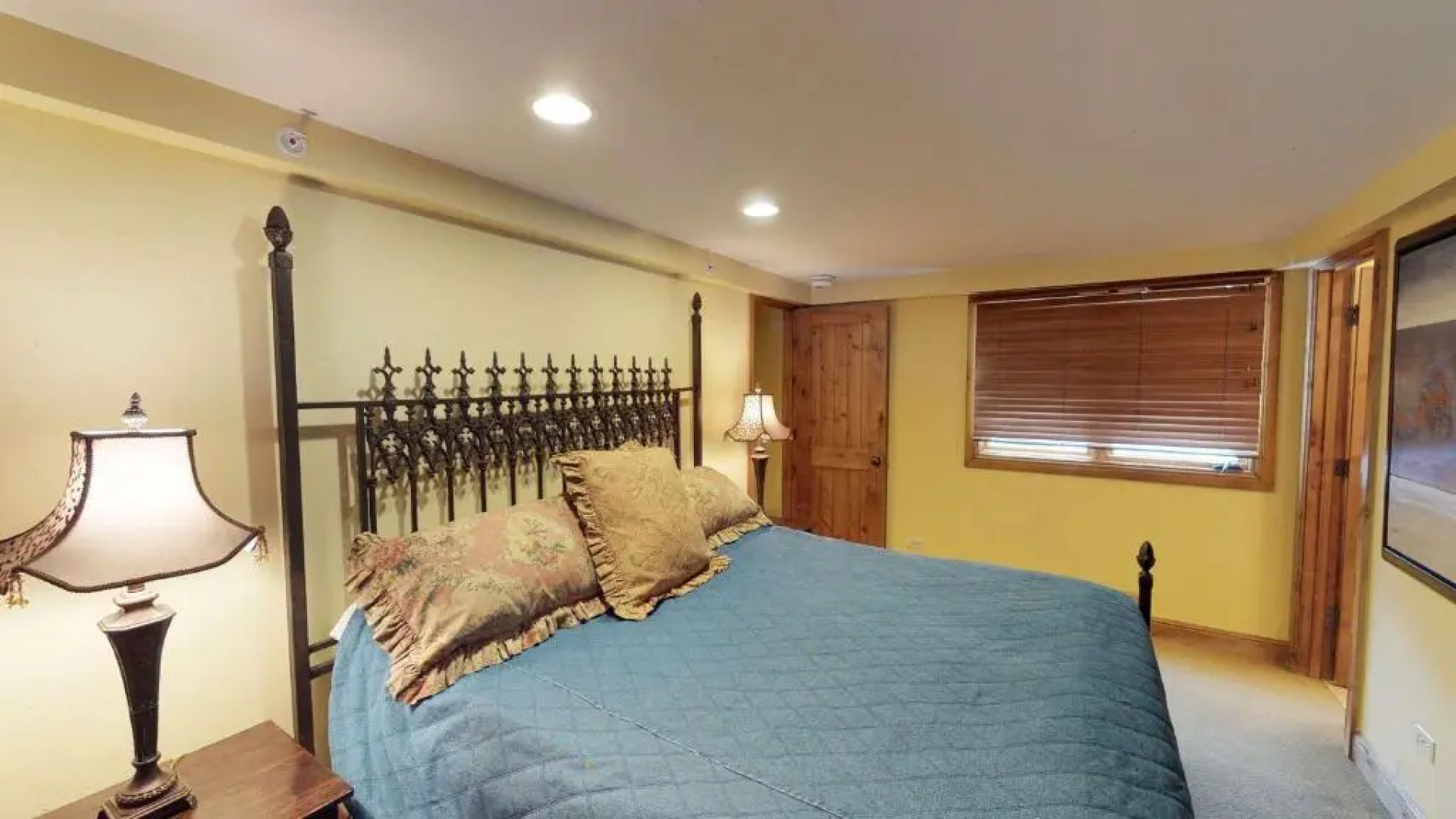 Montaneros in Vail, a Destination by Hyatt Residence