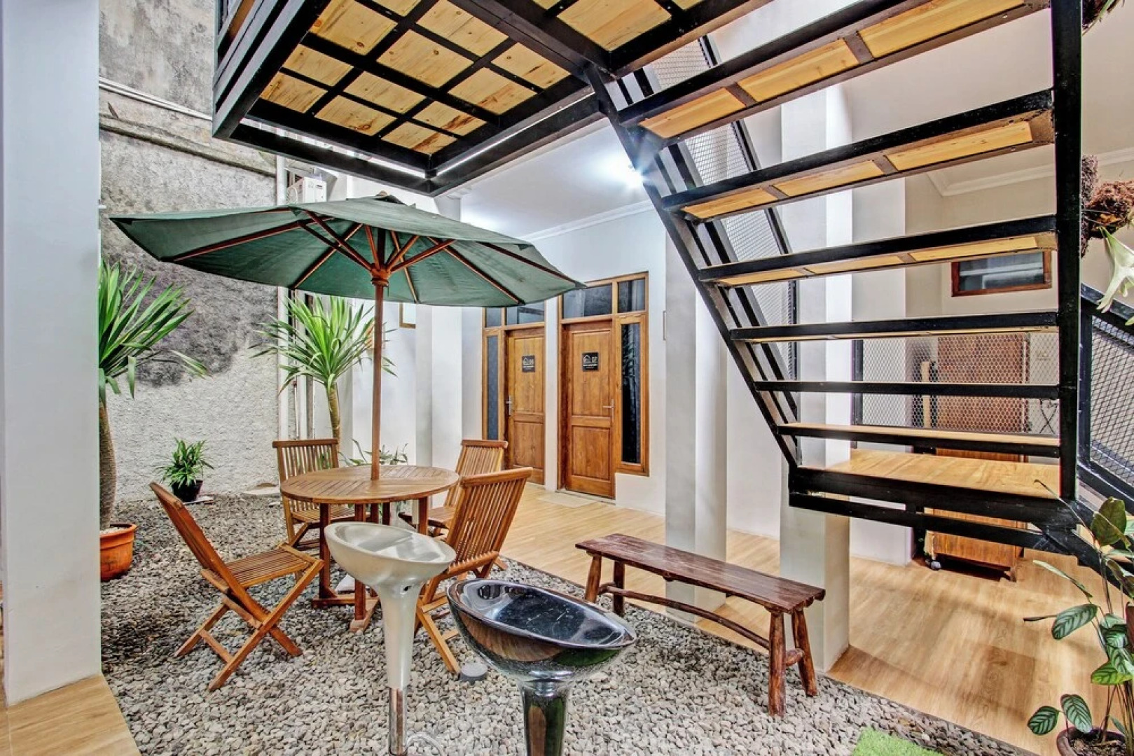 OYO 92757 Ndalem Pusponyidro Syariah