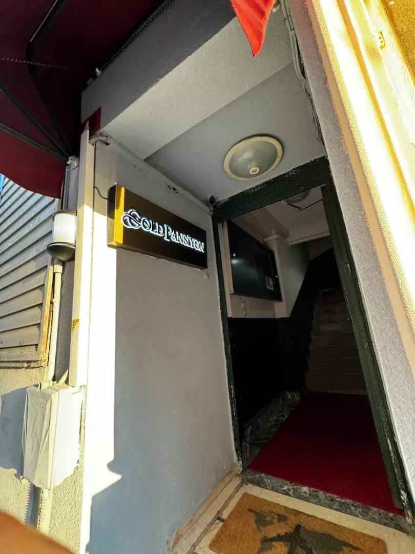 Gold Pansiyon Hotel