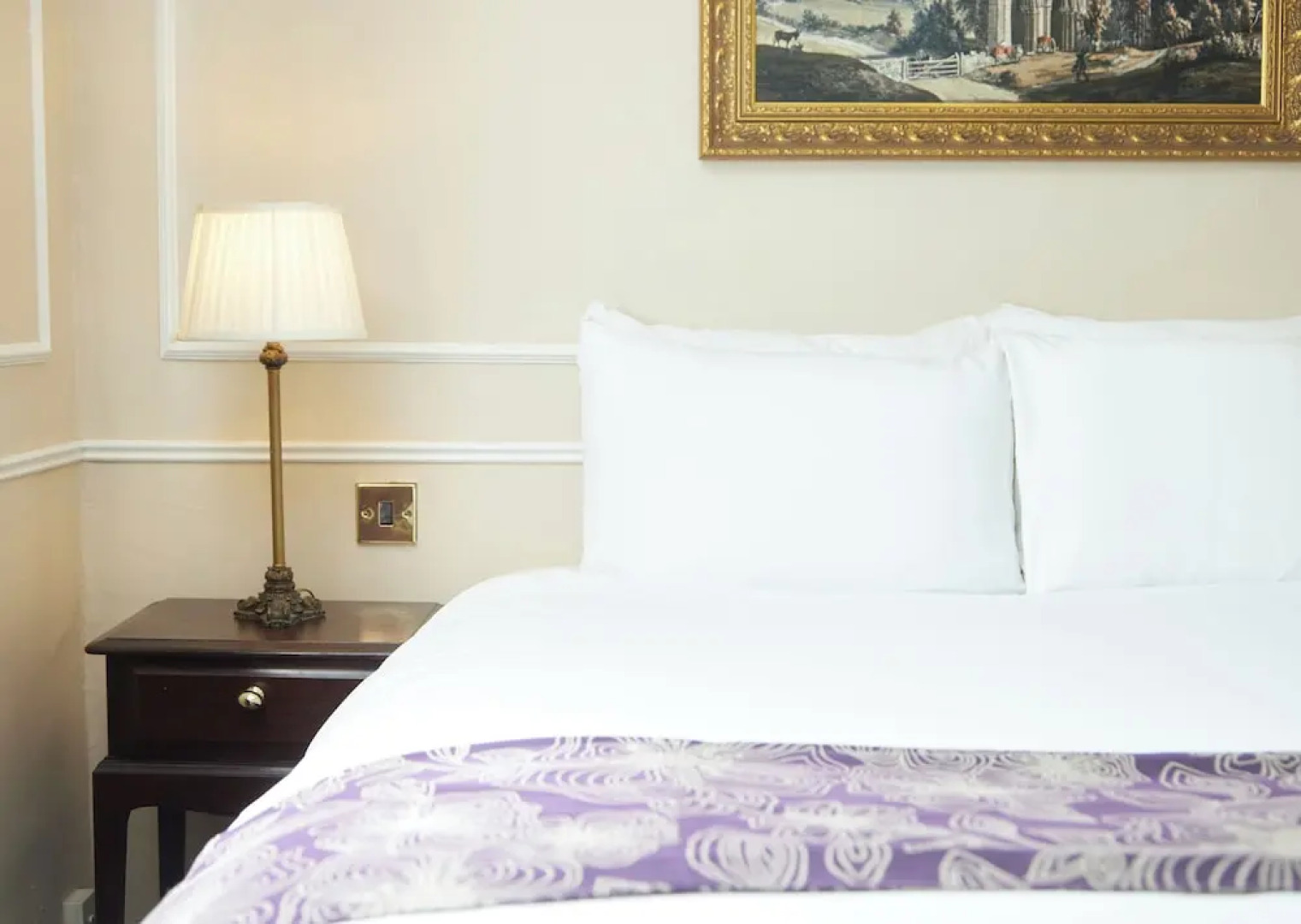 Cock Hotel Stony Stratford by Greene King Inns