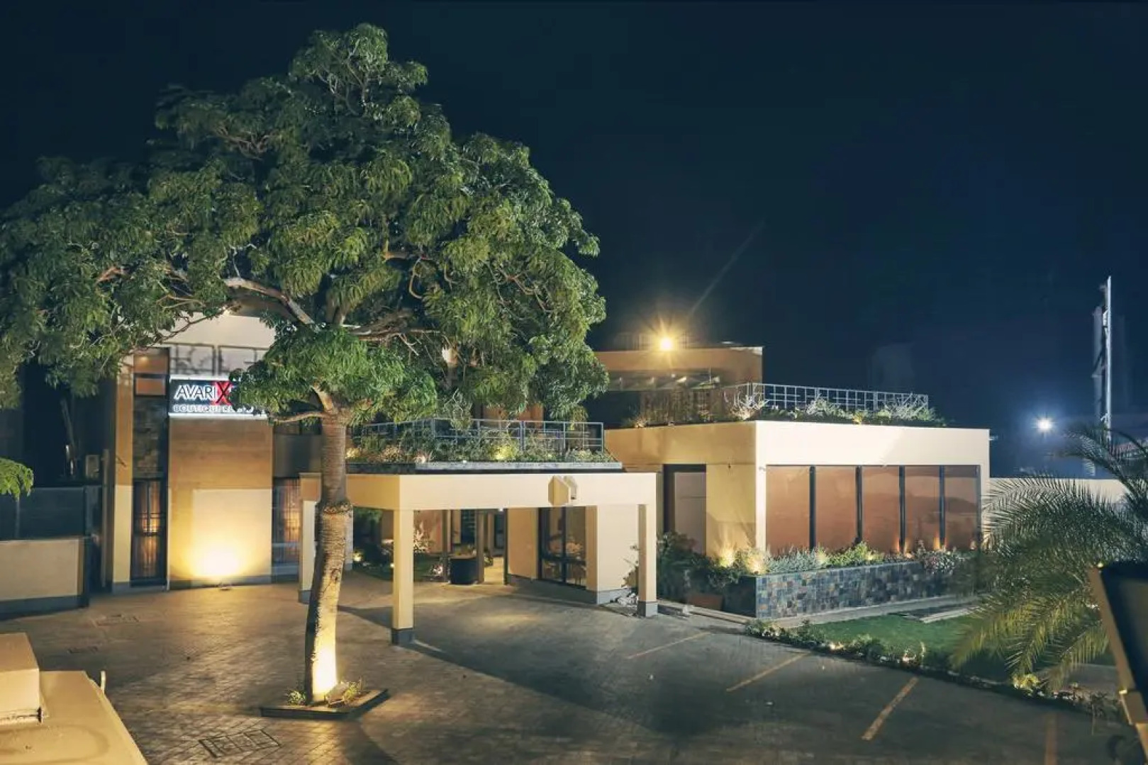 Avari Xpress Boutique Residence - Multan