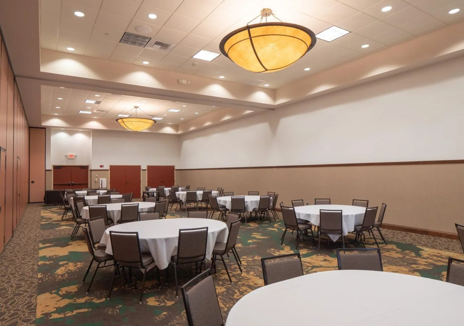 Holiday Inn Stevens Point - Convention Ctr by IHG