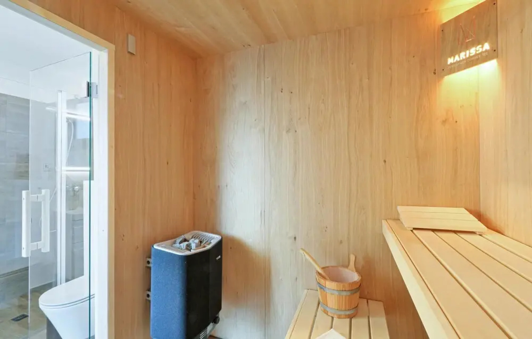 Beautiful home in Lembruch/Dümmer See w/ Indoor swimming pool, Sauna and 5 Bedrooms