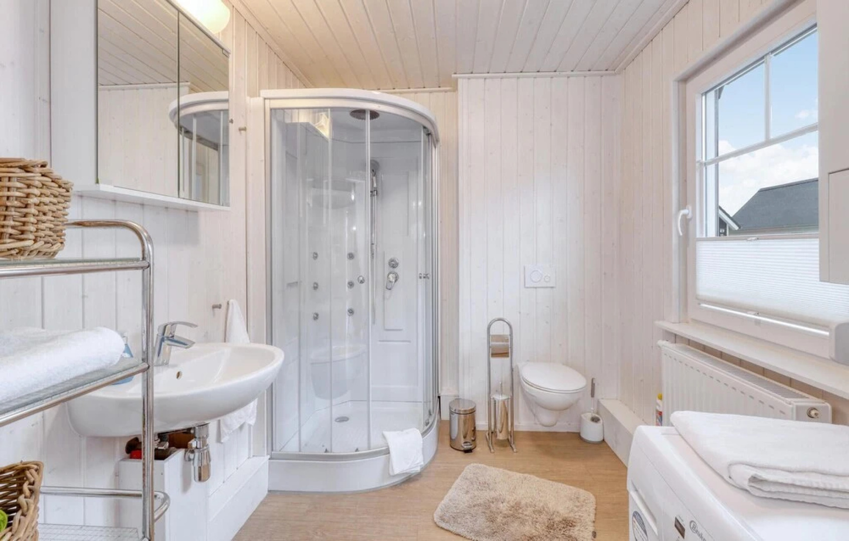 Stunning Home in Zerpenschleuse With 2 Bedrooms and Wifi