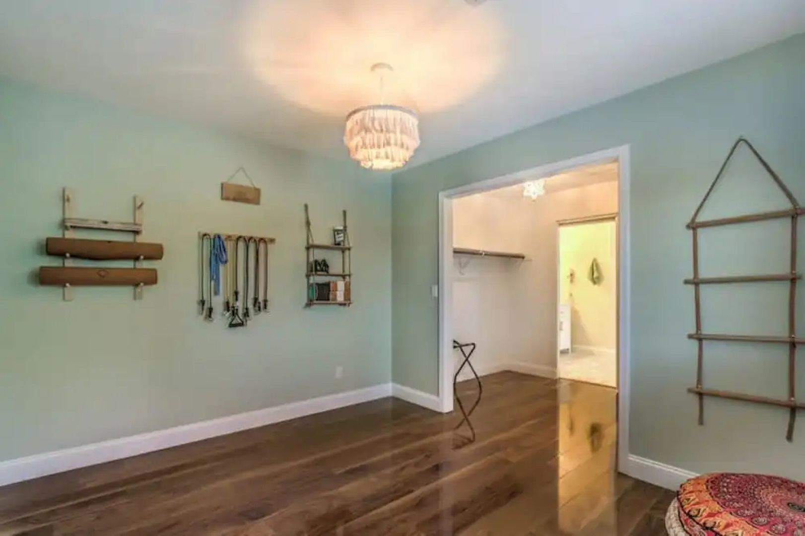 ZEN Retreat Jacuzzi Fire Pit BBQ Hammocks Patio Yoga Room Parking