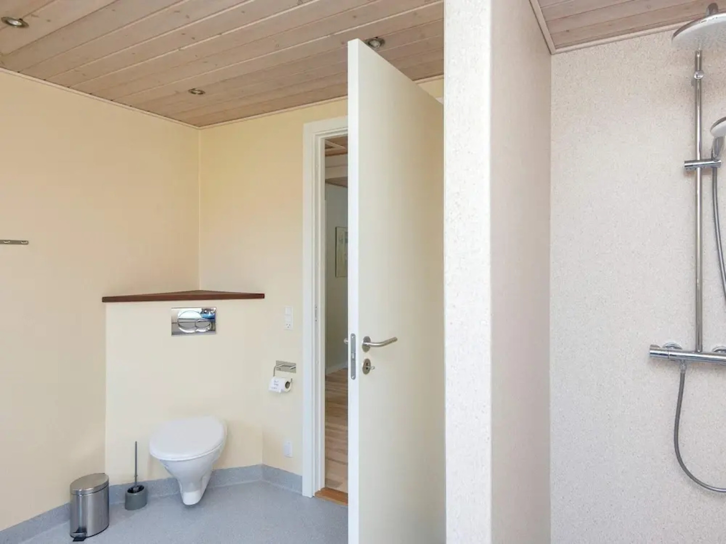 6 Person Holiday Home in Bjert-by Traum