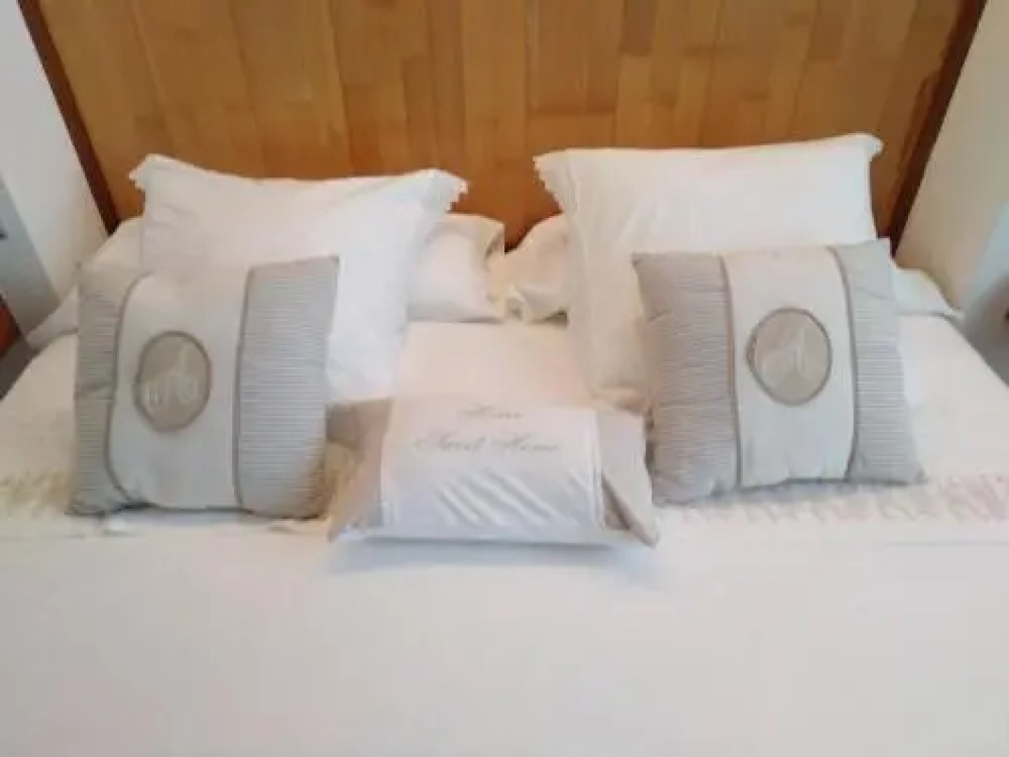 Azahar y Buganvilla House