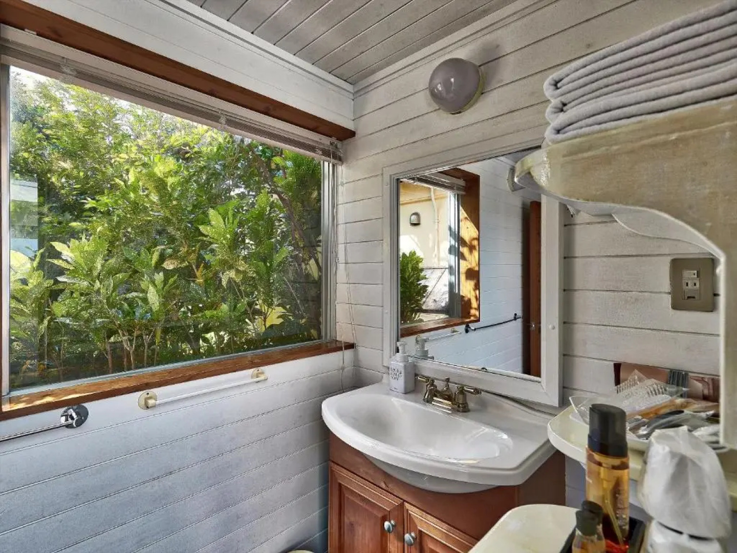 Nagahama Beach Resort Kanon