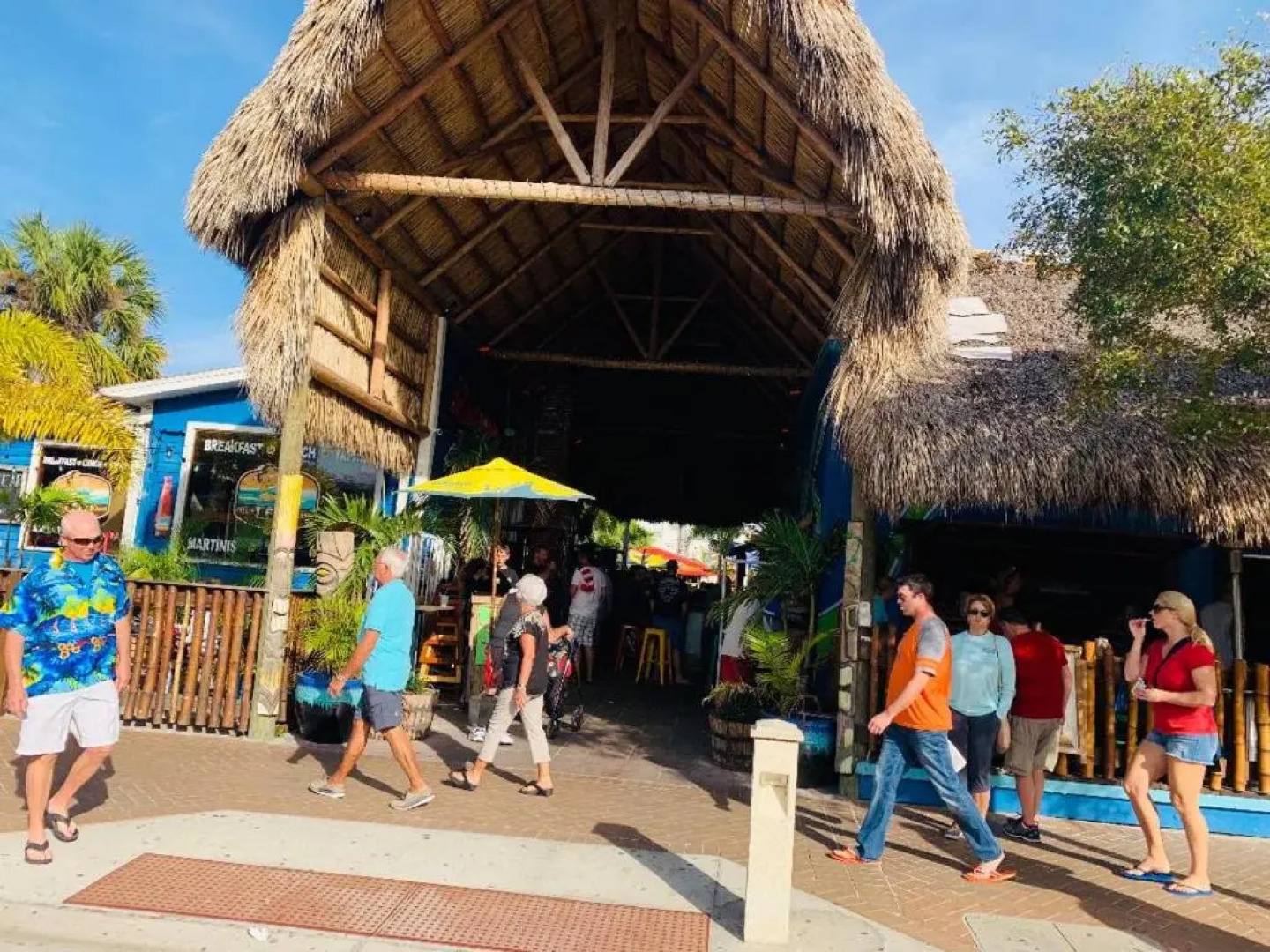 Paradise Pool Home Near IMG and Siesta Key Beach