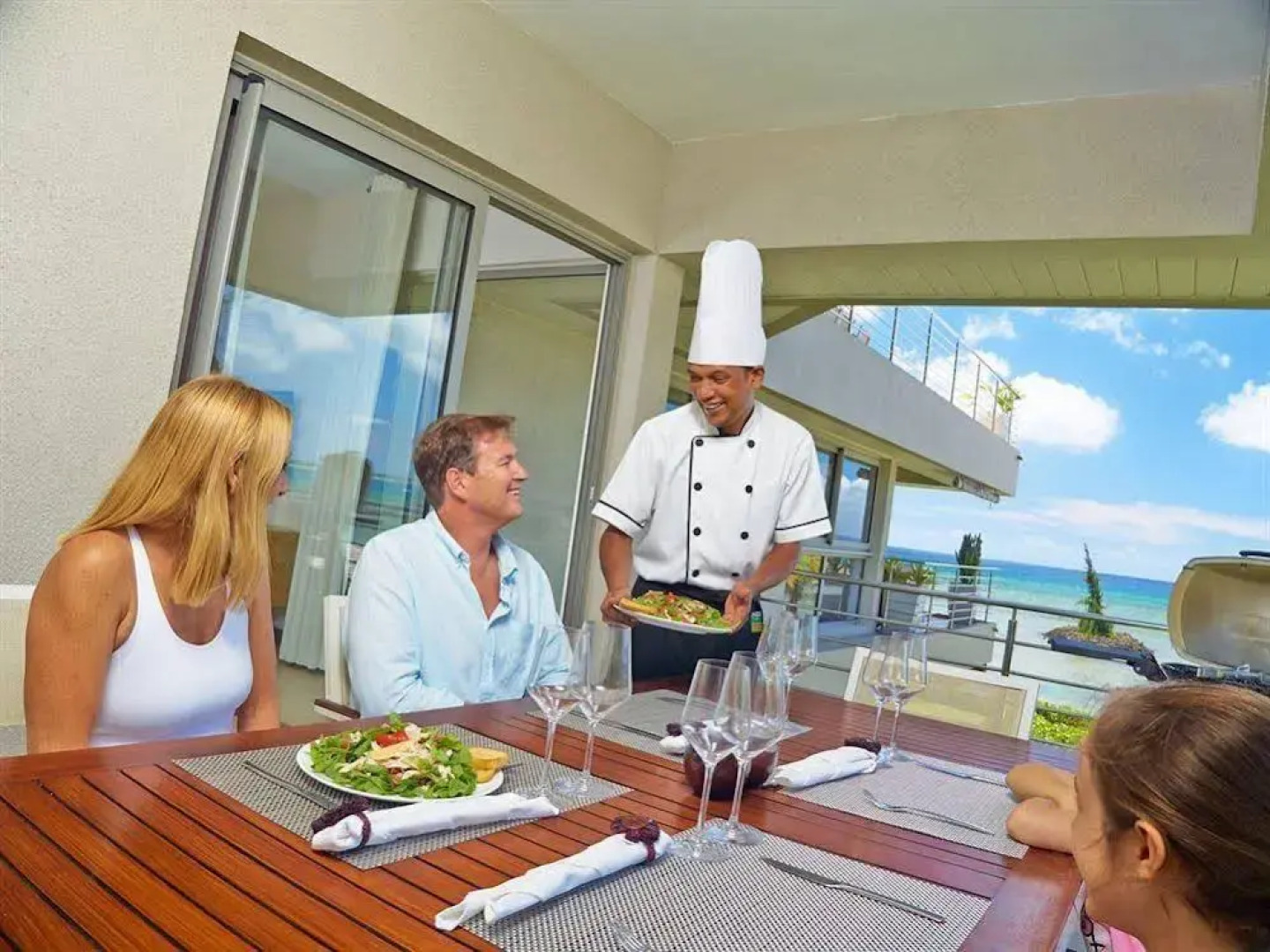 Bon Azur Elegant Suites & Penthouses