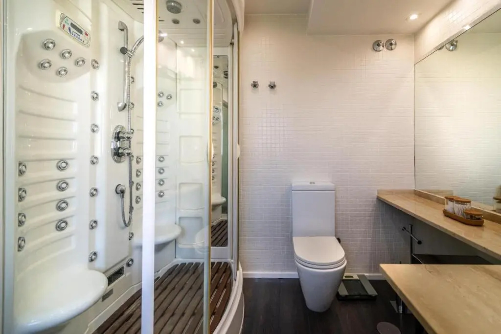 N&A Velázquez 5BDR Independent Villa