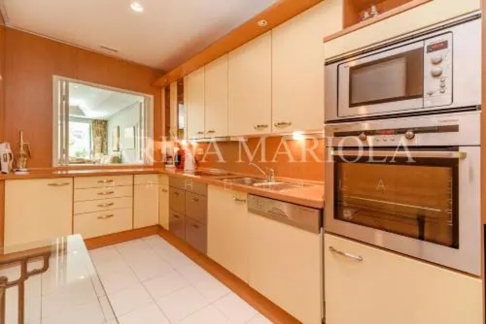 Marina Mariola Marbella