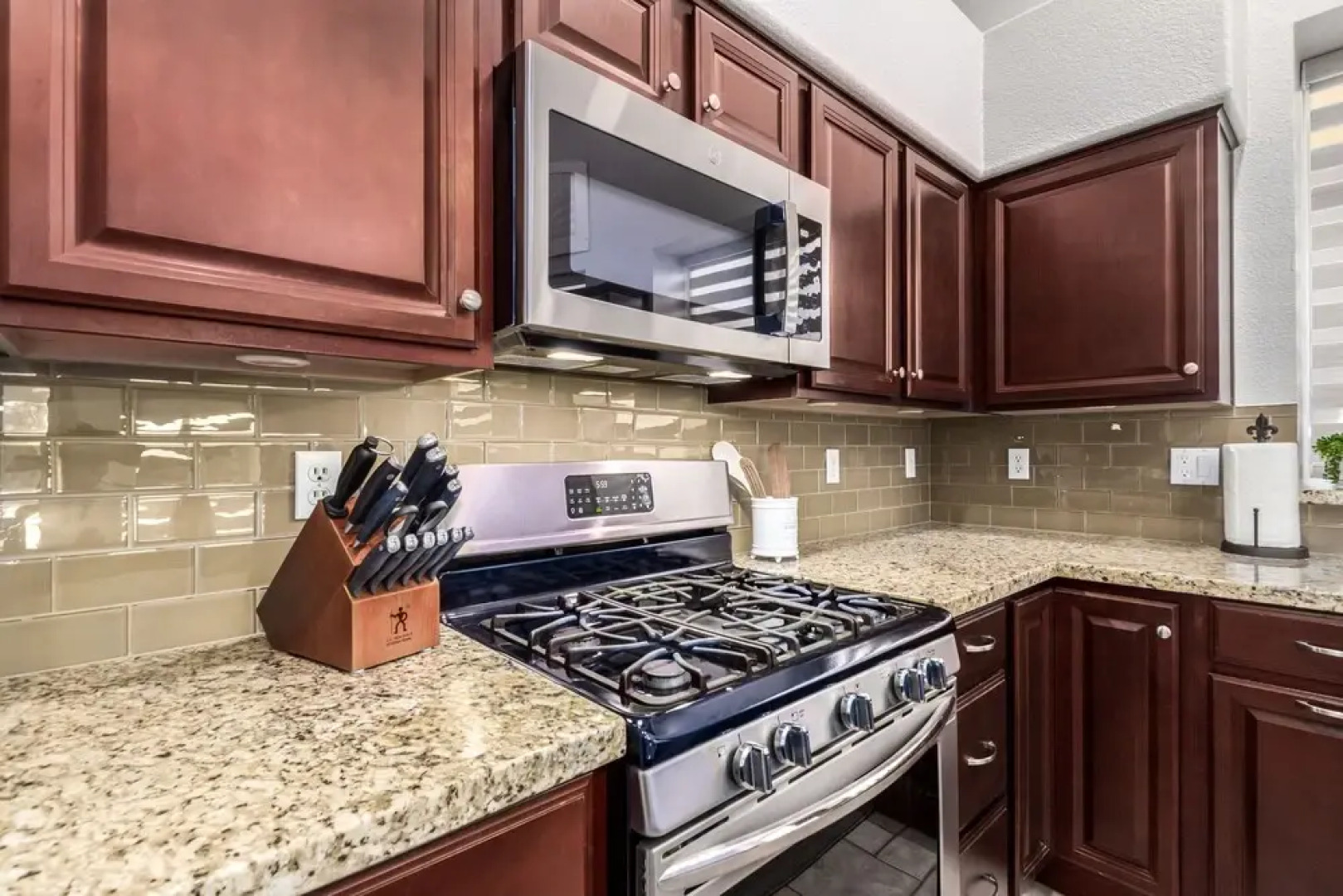 Baylor Gilbert 4 Bedroom Home by RedAwning