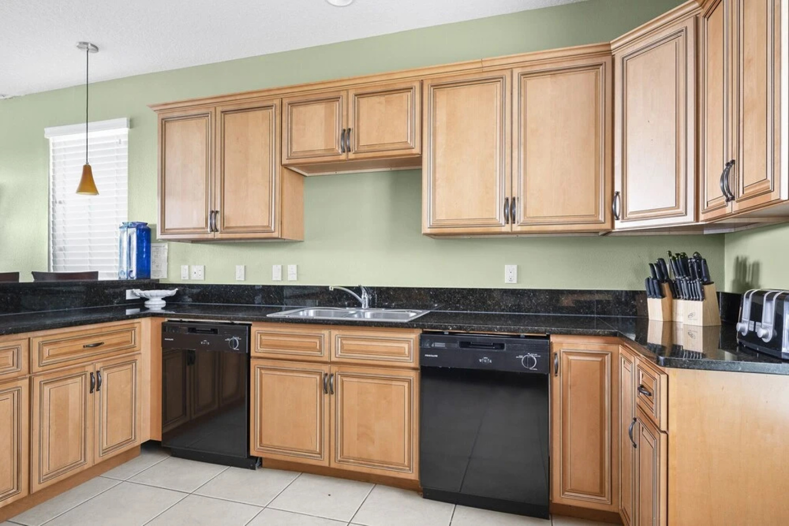 9867camelotcbhnh - Camelot