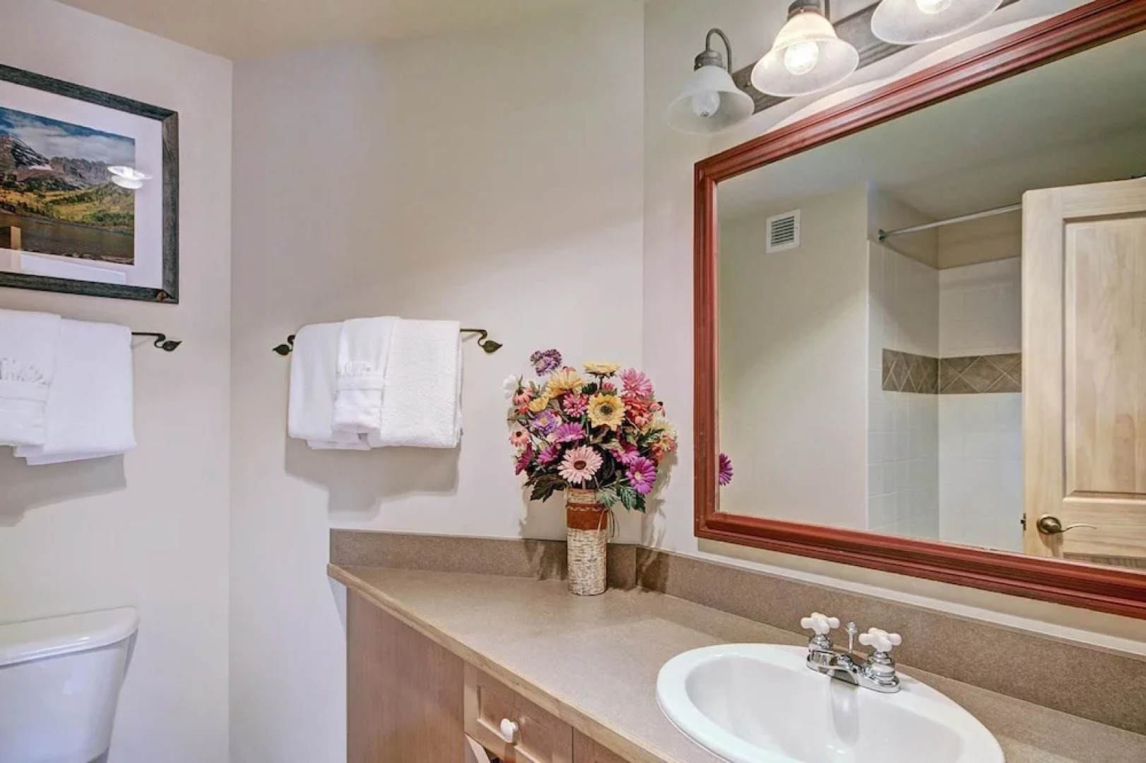 Newly Remodeled, Open Layout, with Incredible Views - CS302 by RedAwning