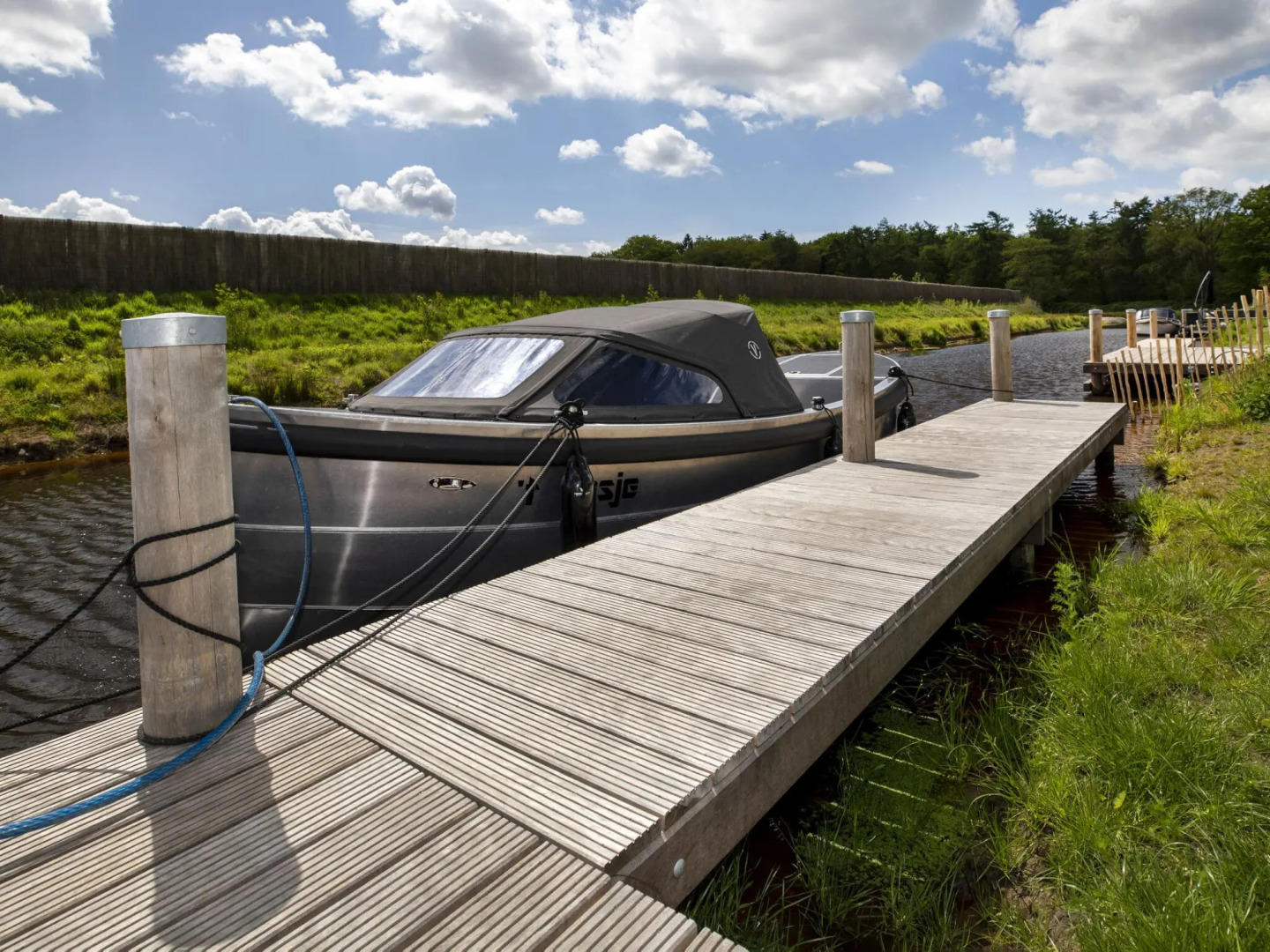 Beautiful Villa With Spacious Garden