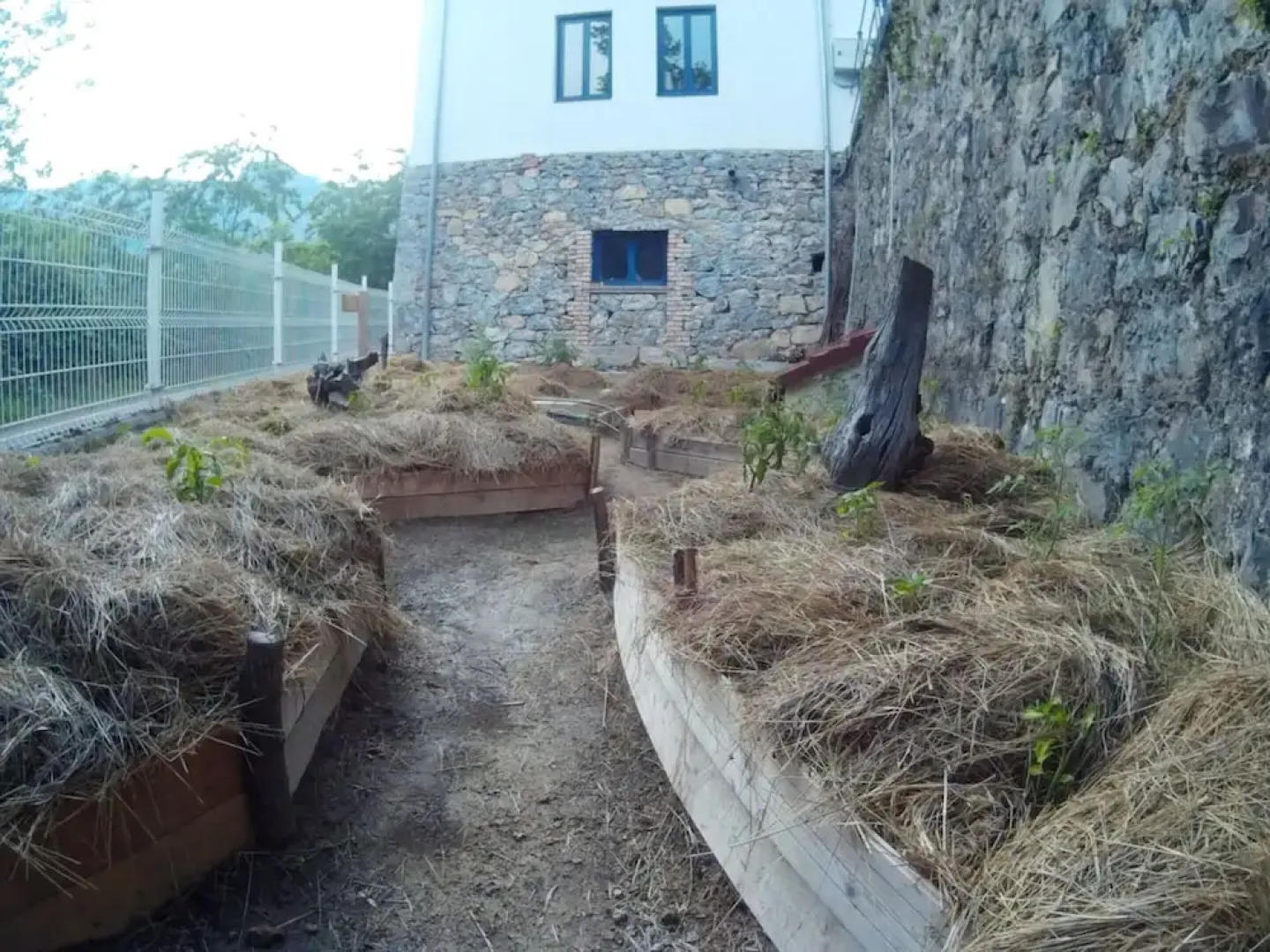 House With 6 Bedrooms in Otañes, With Wonderful Mountain View, Enclosed Garden and Wifi Near the Beach