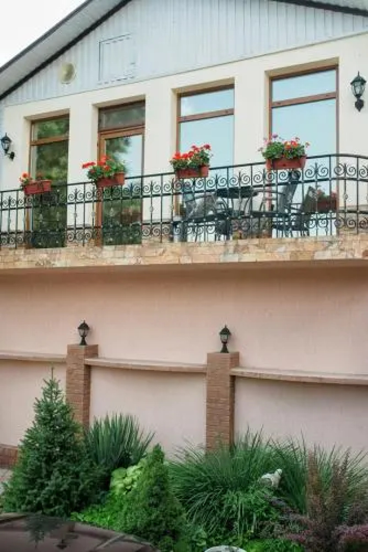 VIP Hotel