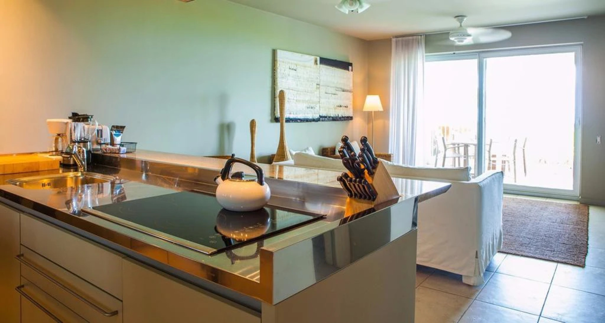 Le Vele Condominiums