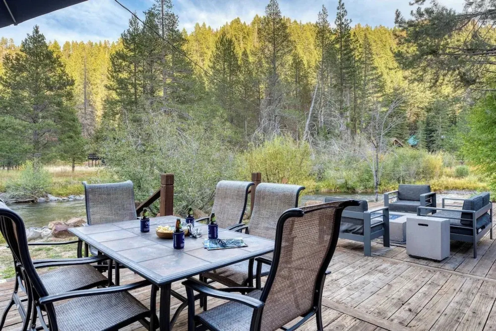 Riversong Lodge by Avantstay Sauna + Hot Tub On The Truckee River