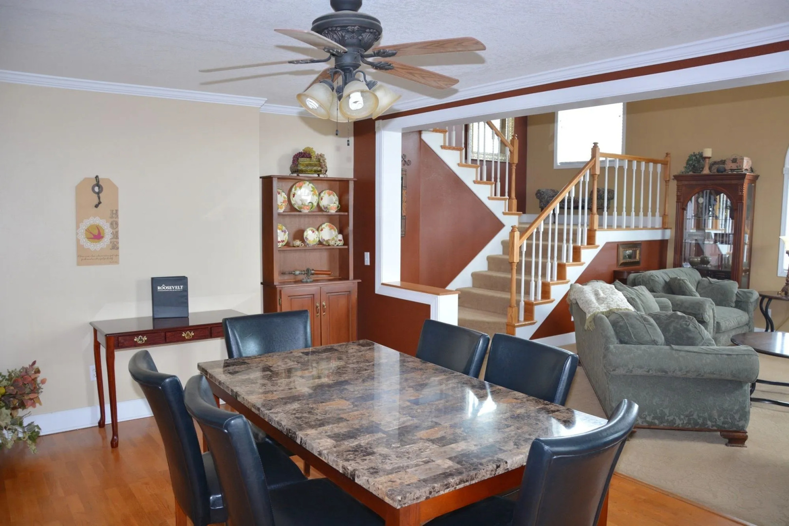 Roosevelt Inn and Suites