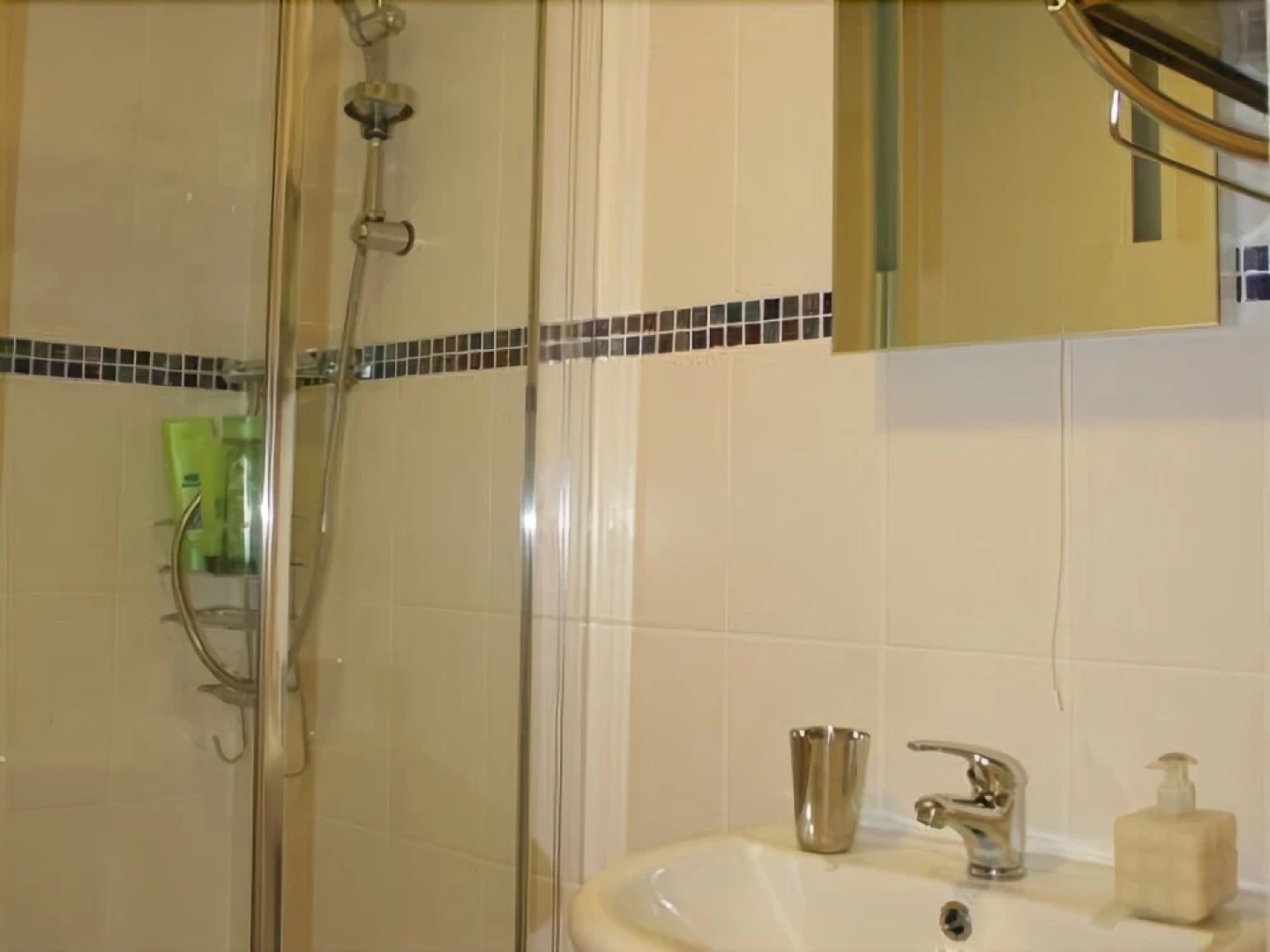 Furzedon Bed and Breakfast