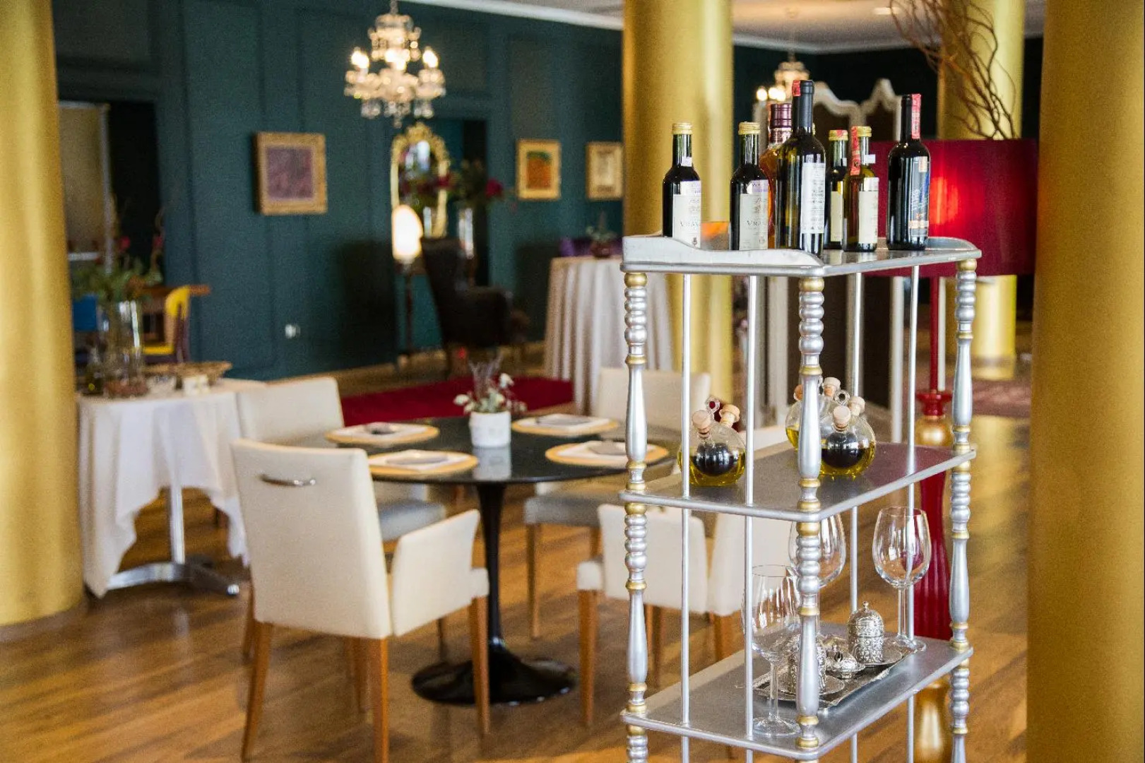 Diplomat Hotel & SPA