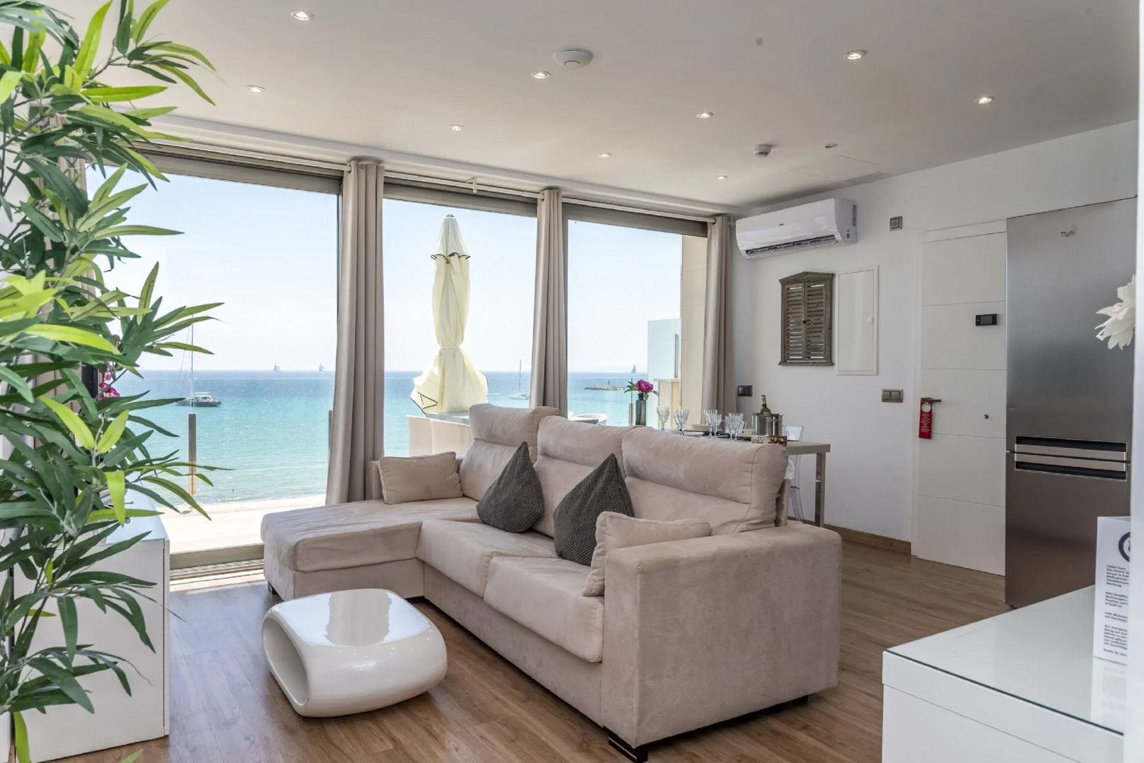 Apartamentos Delfín