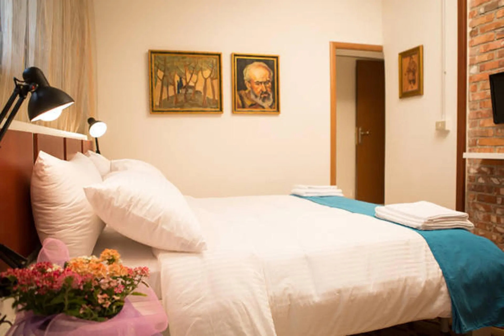 Artistic Tirana Guesthouse