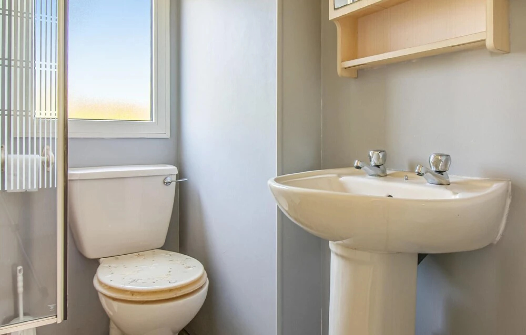 Nice Home in Renesse With 2 Bedrooms, Wifi and Indoor Swimming Pool