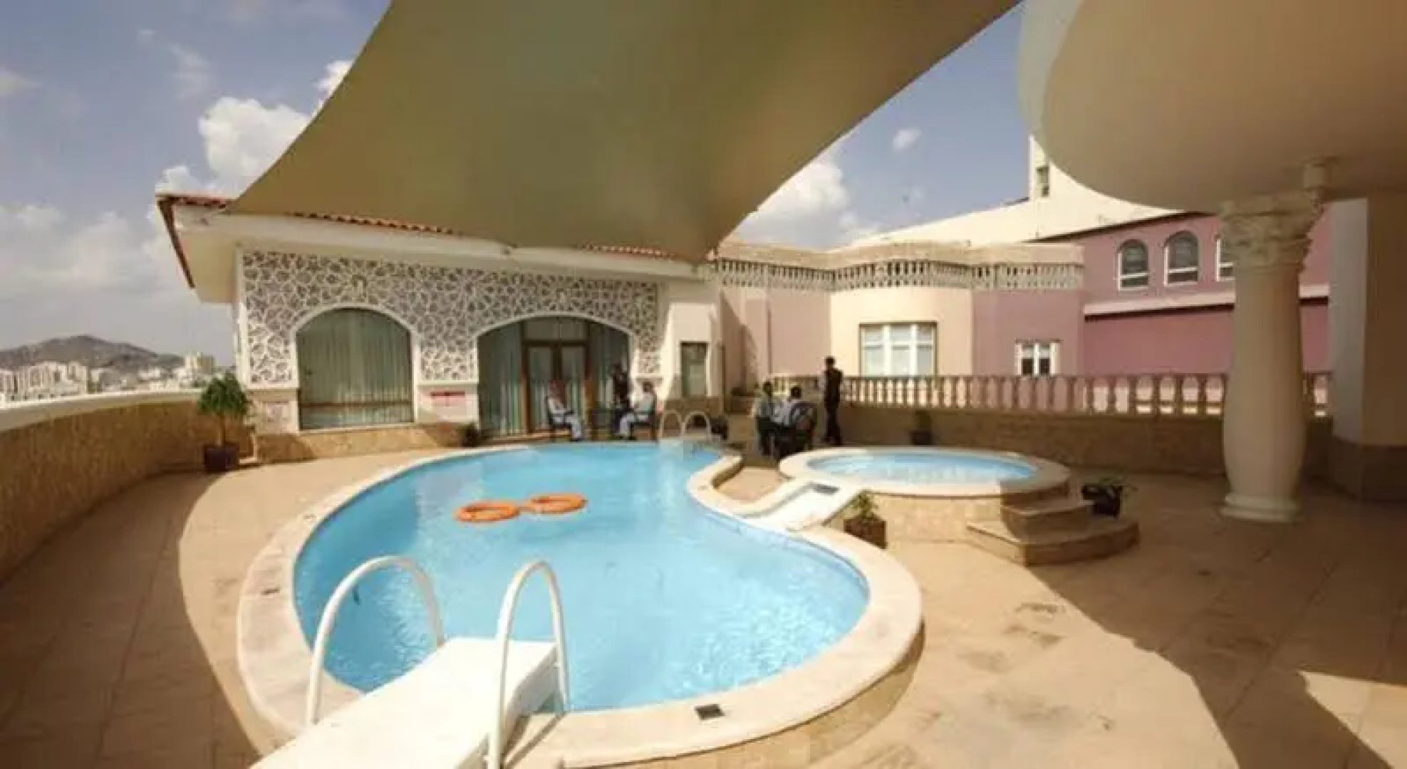 Manazel Al Ain