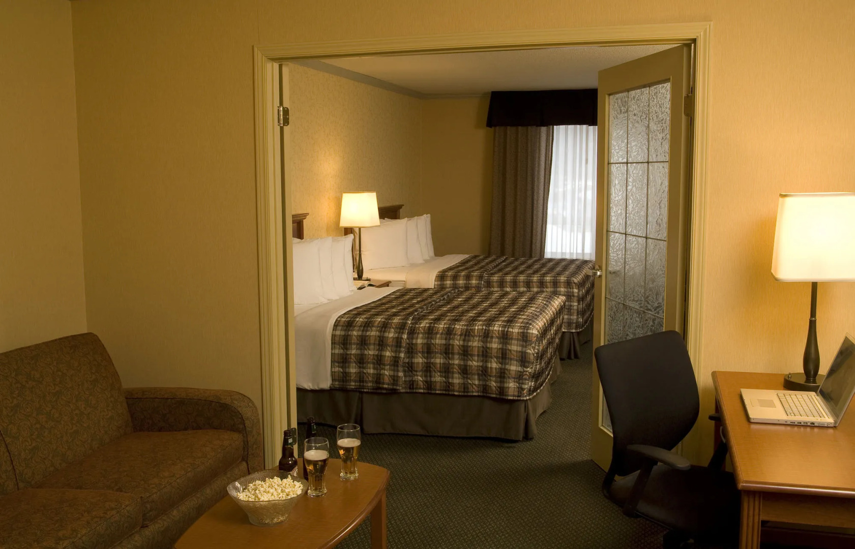 Merit Hotel & Suites