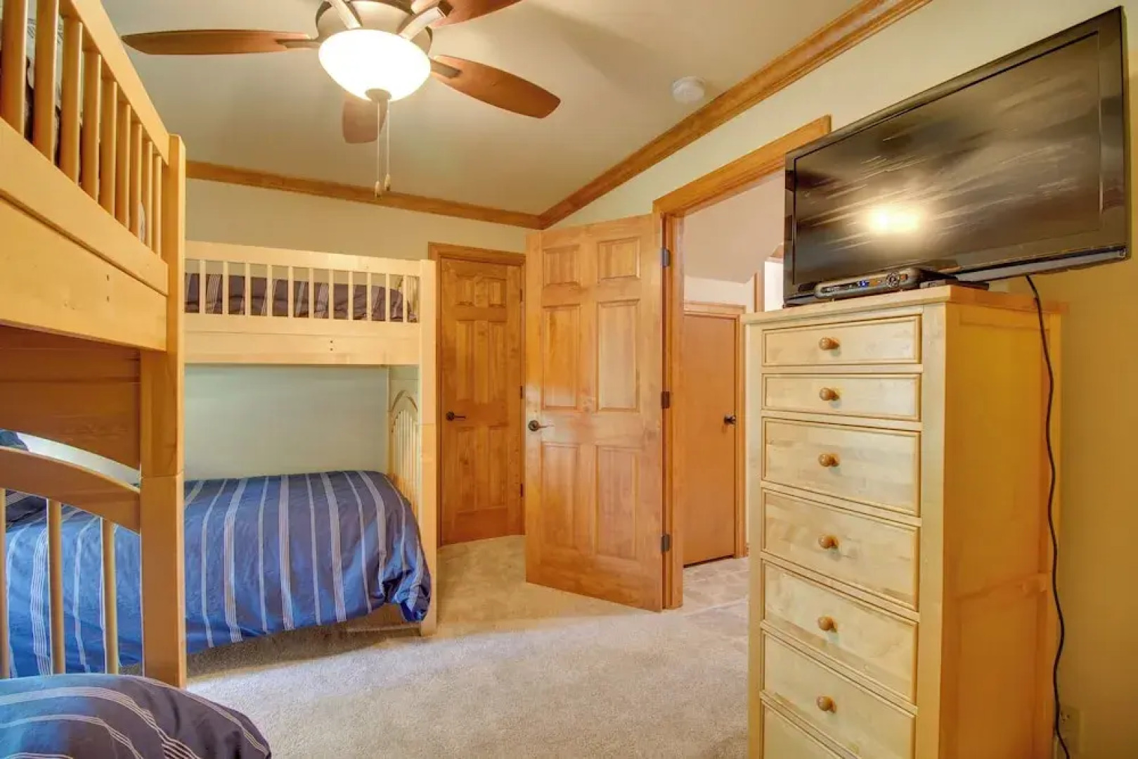 Pool Access, Deck & Boat Slip: Monkey Island Oasis