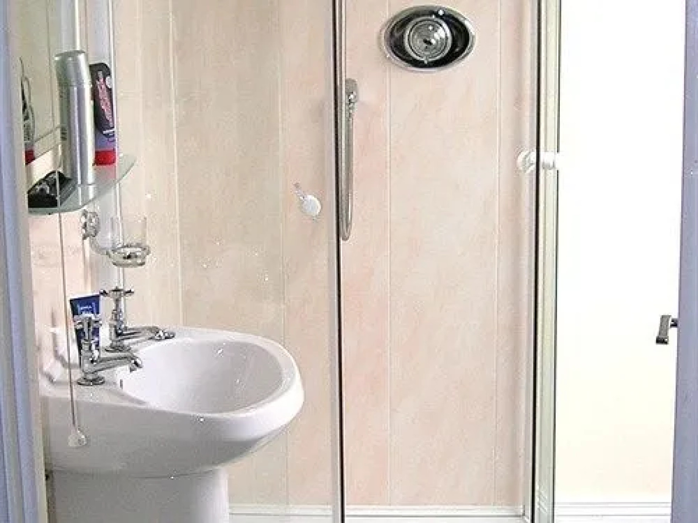 All Seasons Guest House