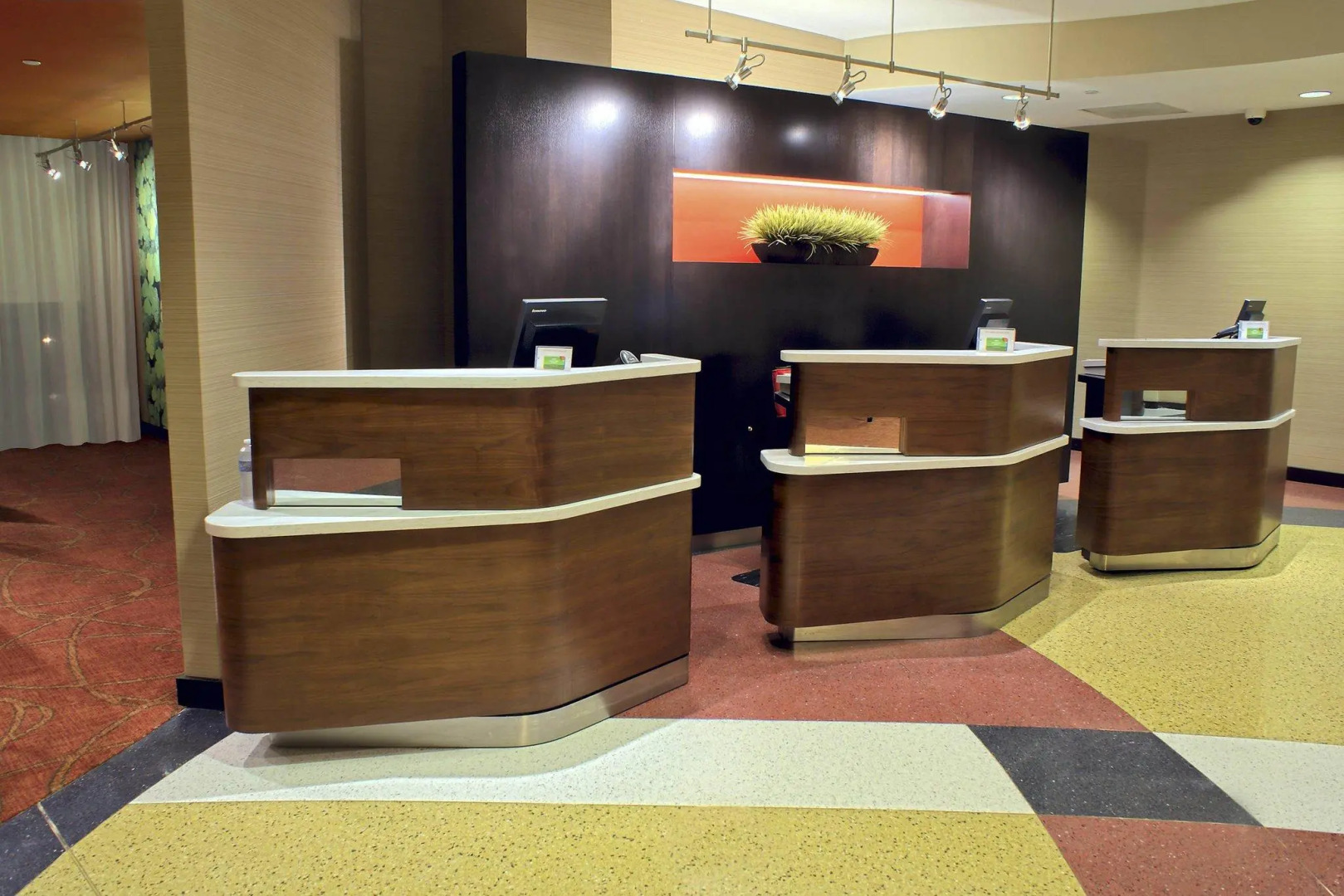 Courtyard Silver Spring Downtown