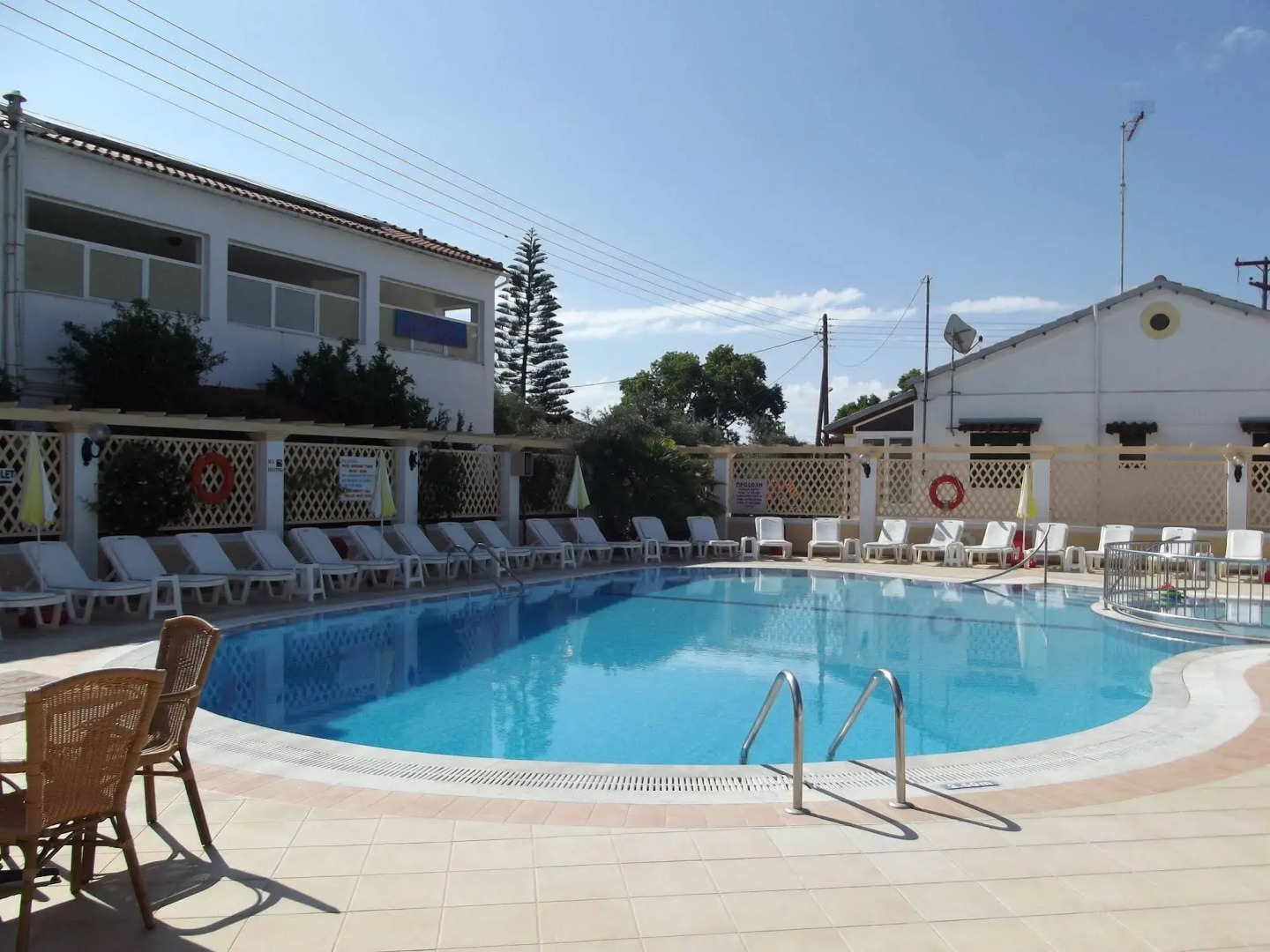 Konstantina Apartments