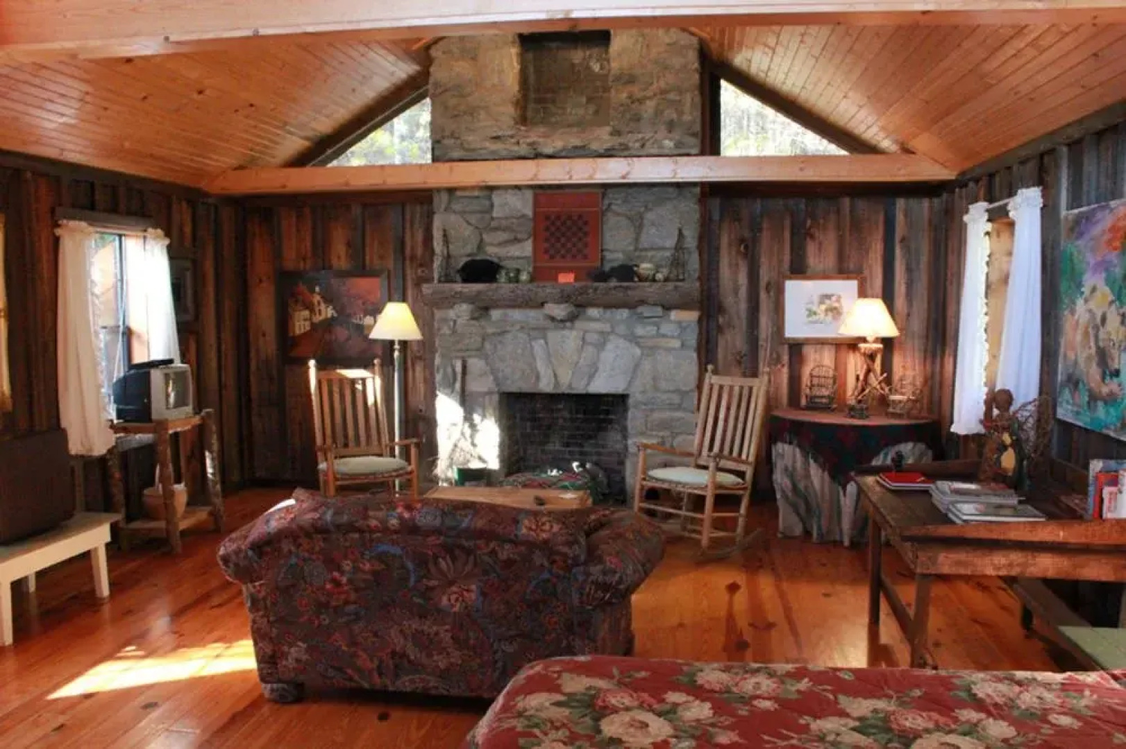 Deerwoode Lodge and Cabins