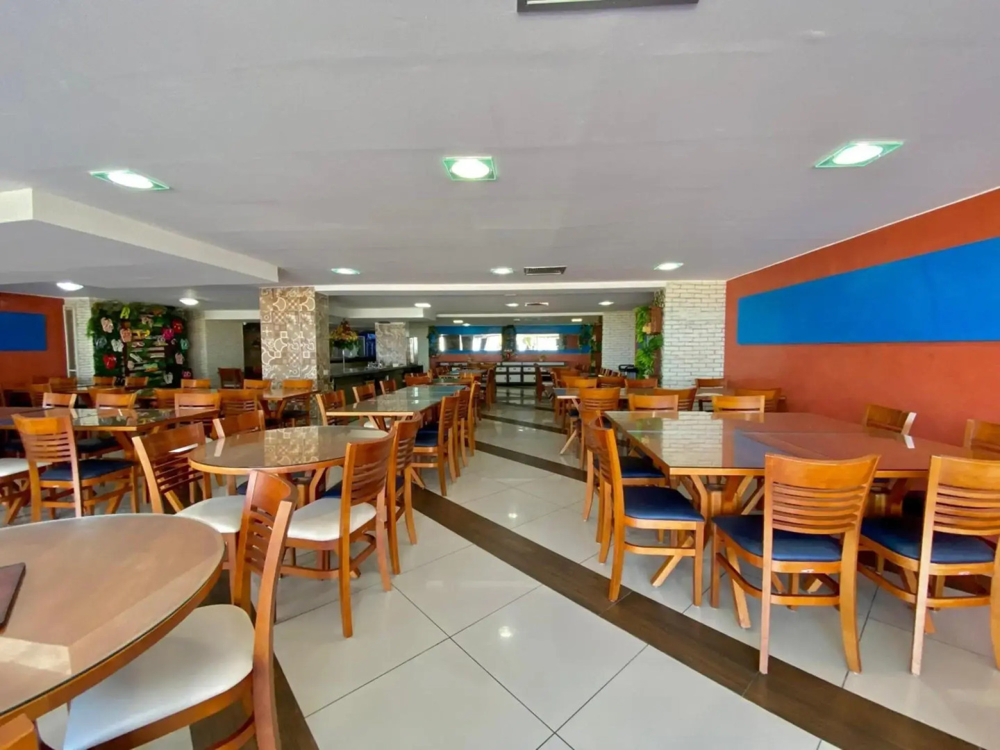 Nobile Suites Tambaú