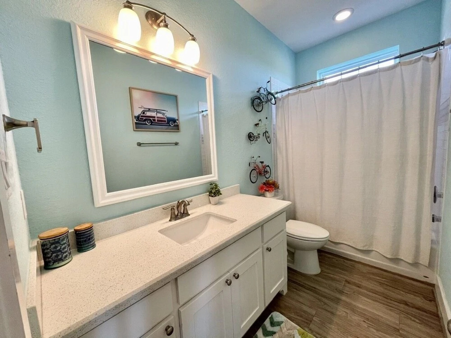 #latitude Adjustment 4 Bedroom Home by RedAwning