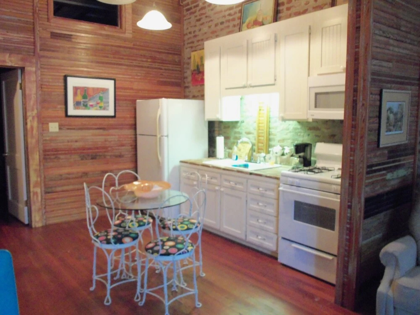 The Main Street Hotel