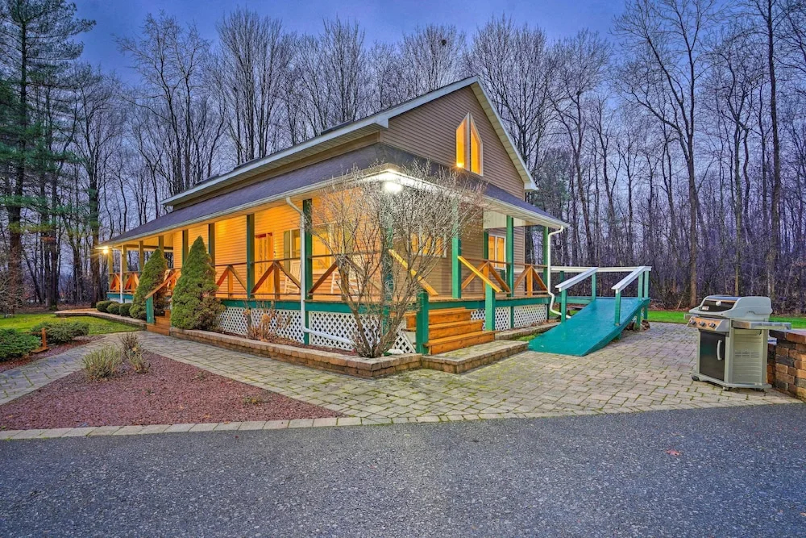 Spacious Oneida Retreat w/ Game Room!