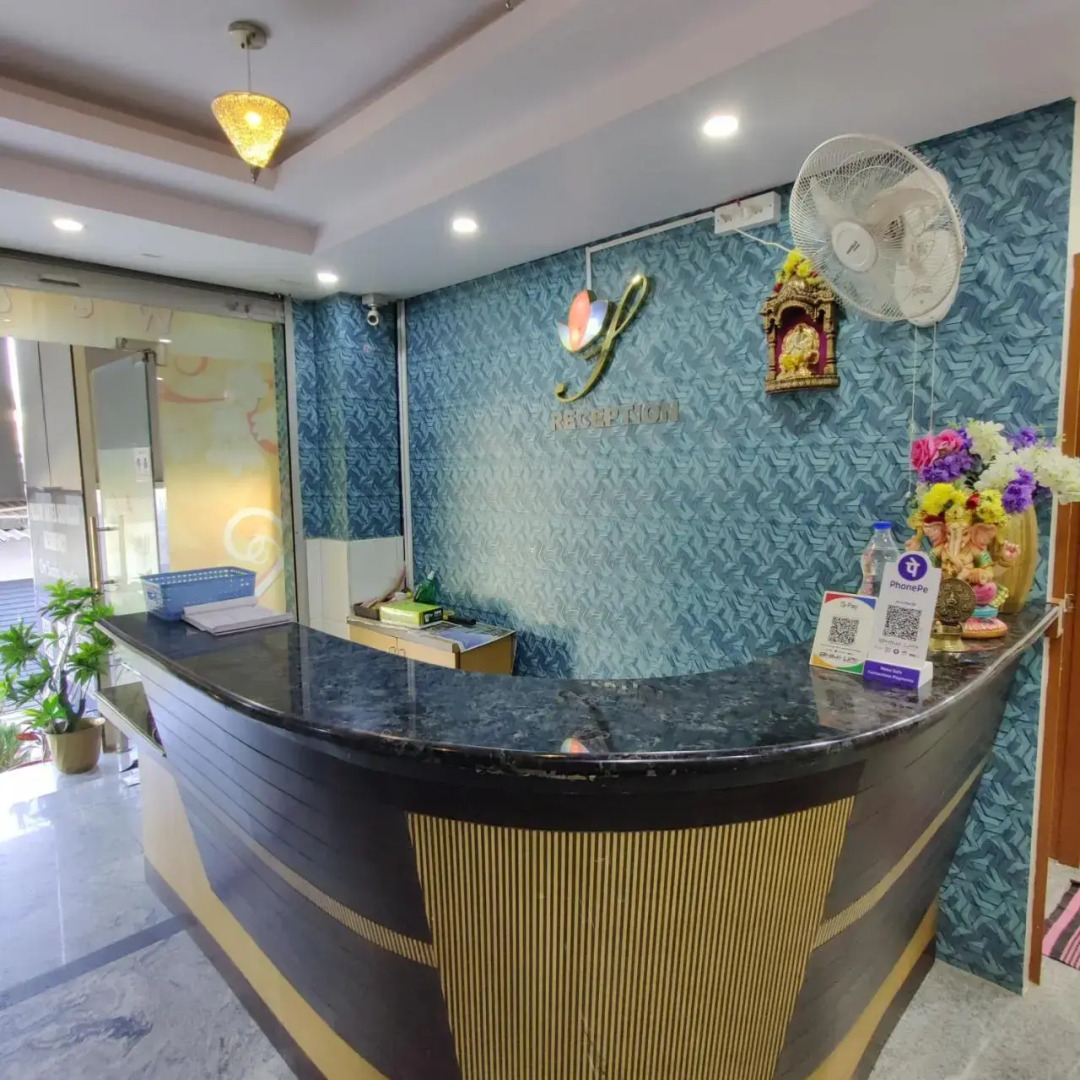 Hotel Sri Vaari Residency