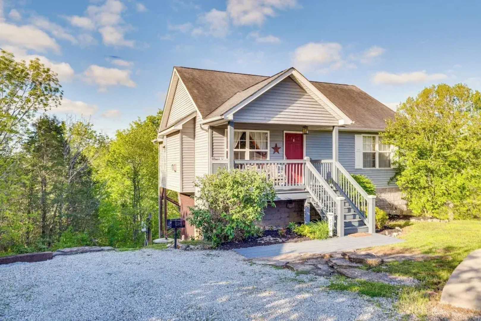 Taylorsville Cottage w/ Hot Tub & Lake Access!