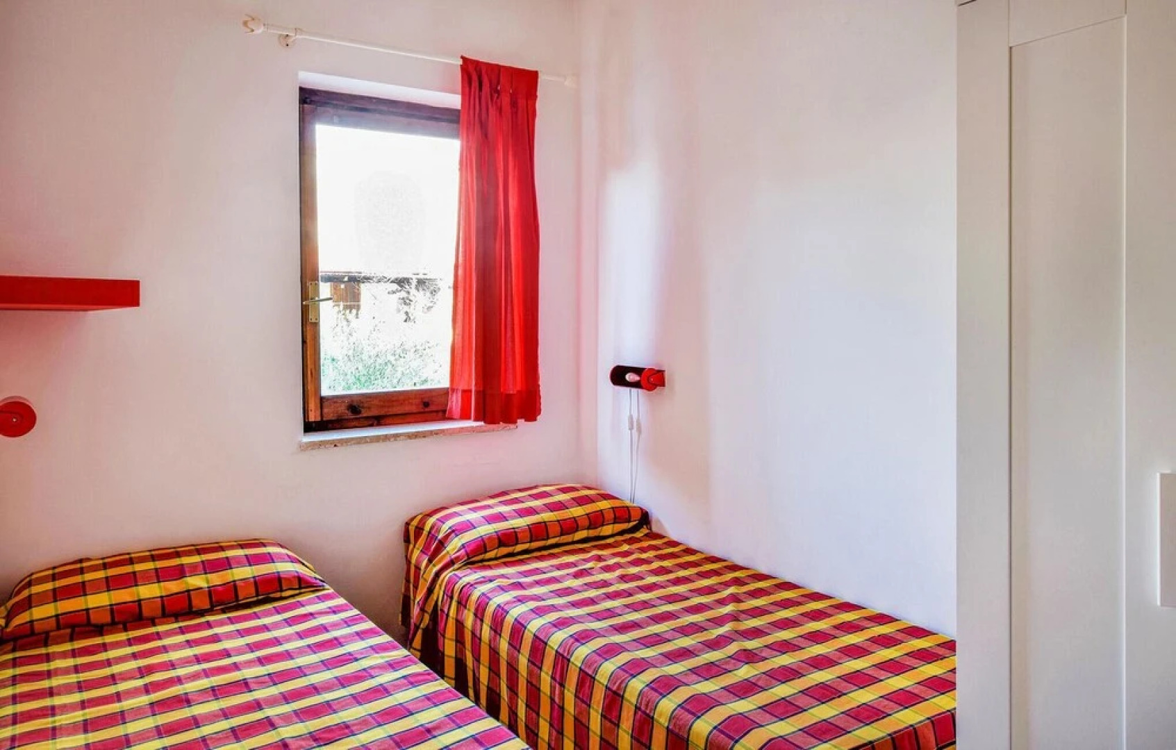 Nice Apartment in Falerna Marina With 2 Bedrooms, Wifi and Outdoor Swimming Pool