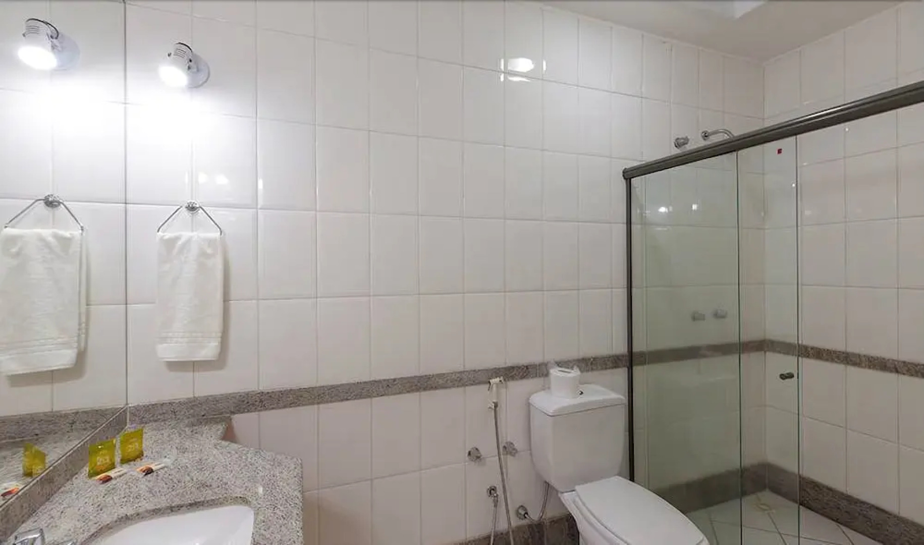 Hotel Dominguez Master