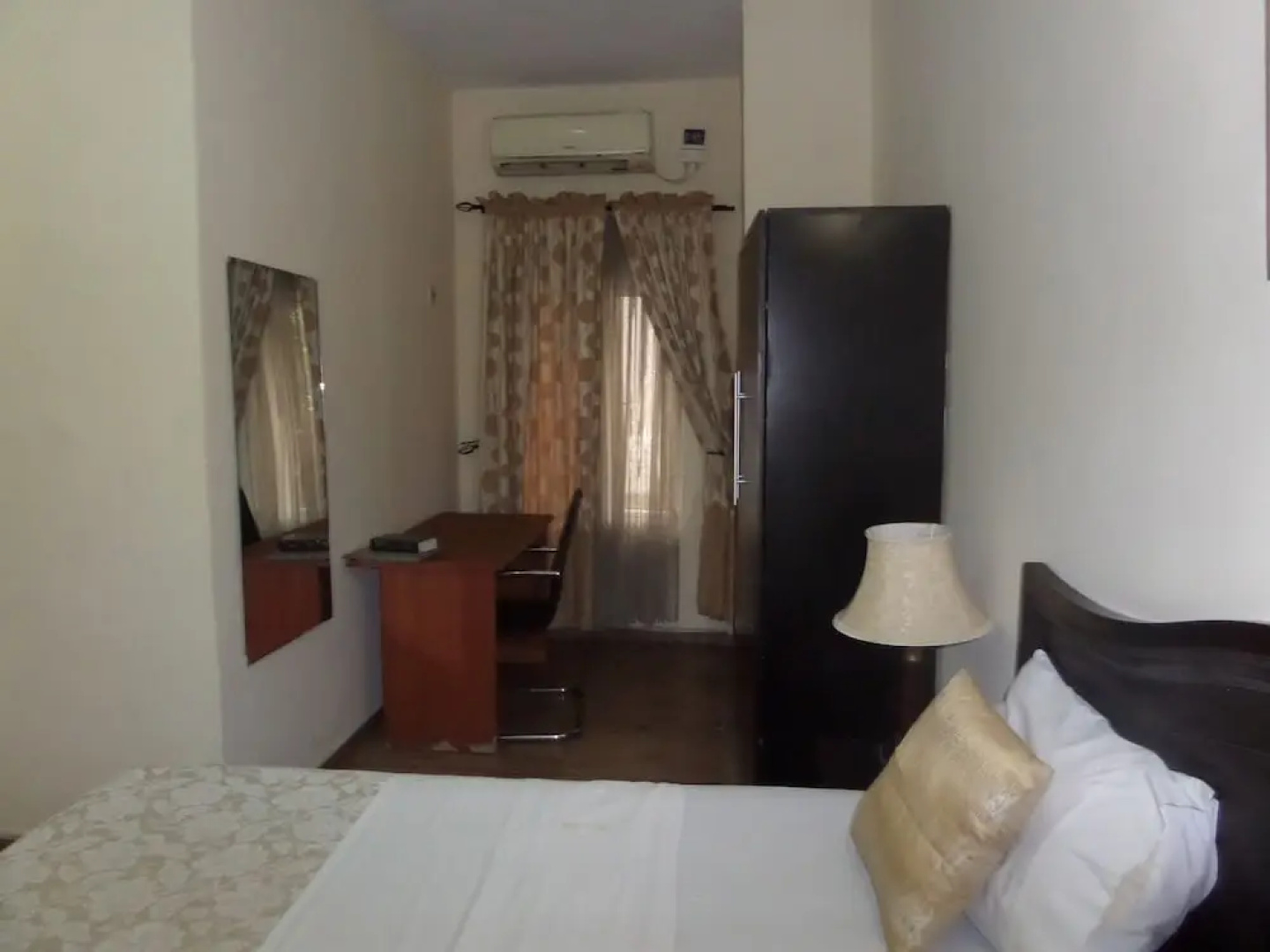 Chez Moi Apartments
