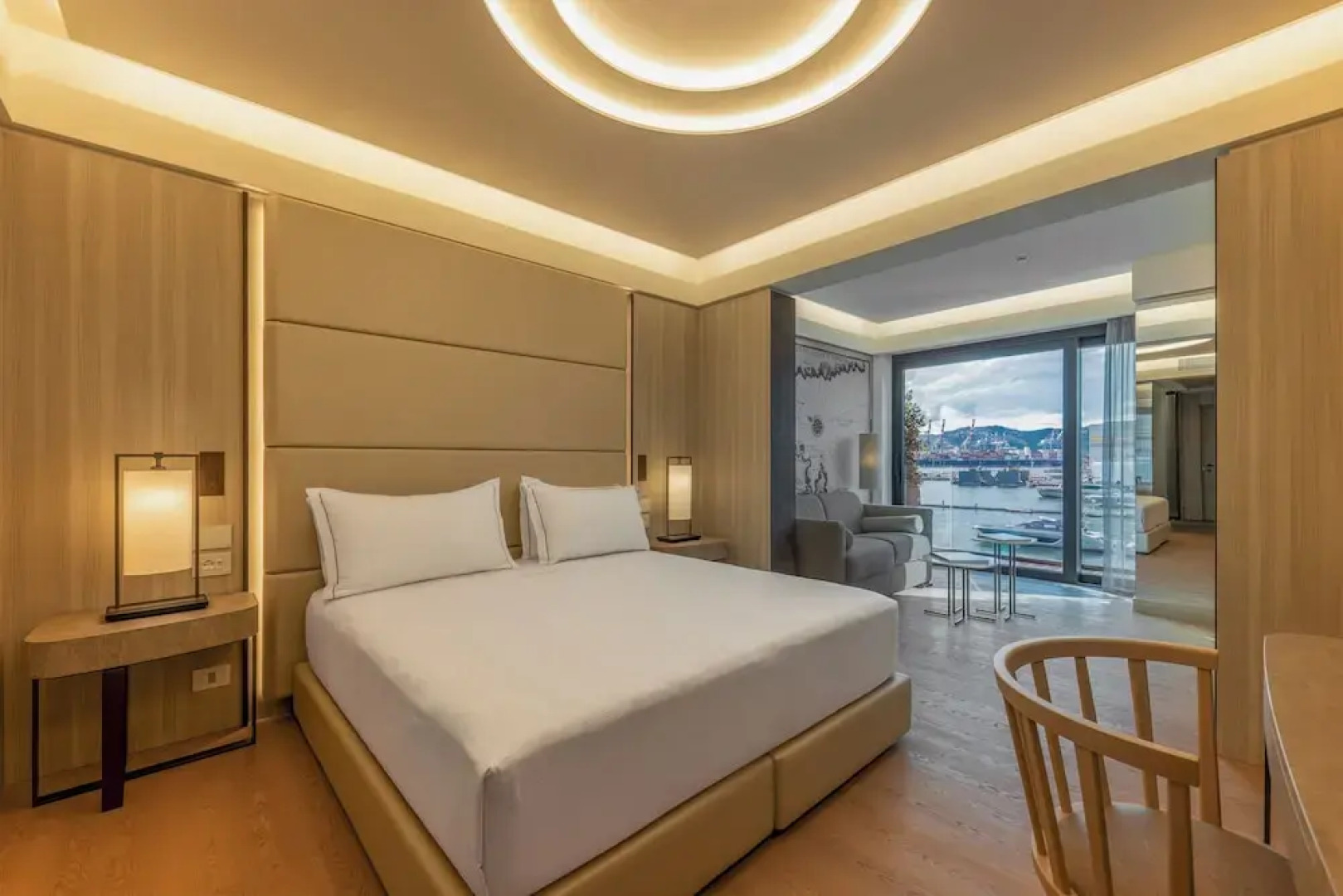 Porto Lotti Suite Hotel