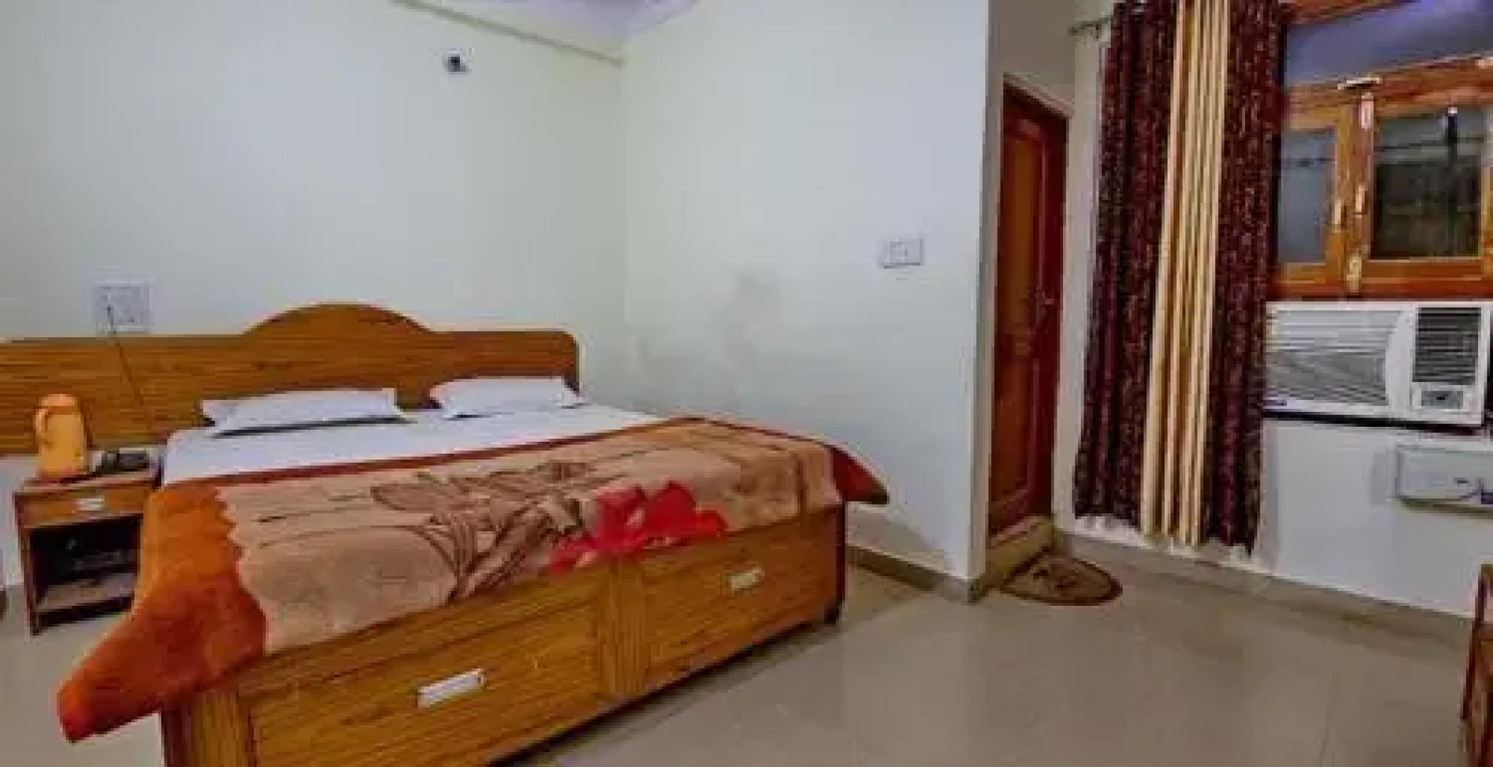 Aditya Hotel Orchha