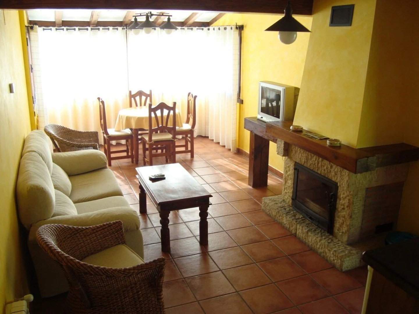 Apartamentos La Montaña