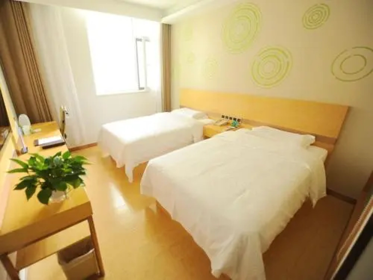 GreenTree Inn Yantai Laizhou Nan Road Unicom Building